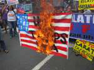7月4日、フィリピン・バヤン　アメリカ大使館へ抗議行動・その8